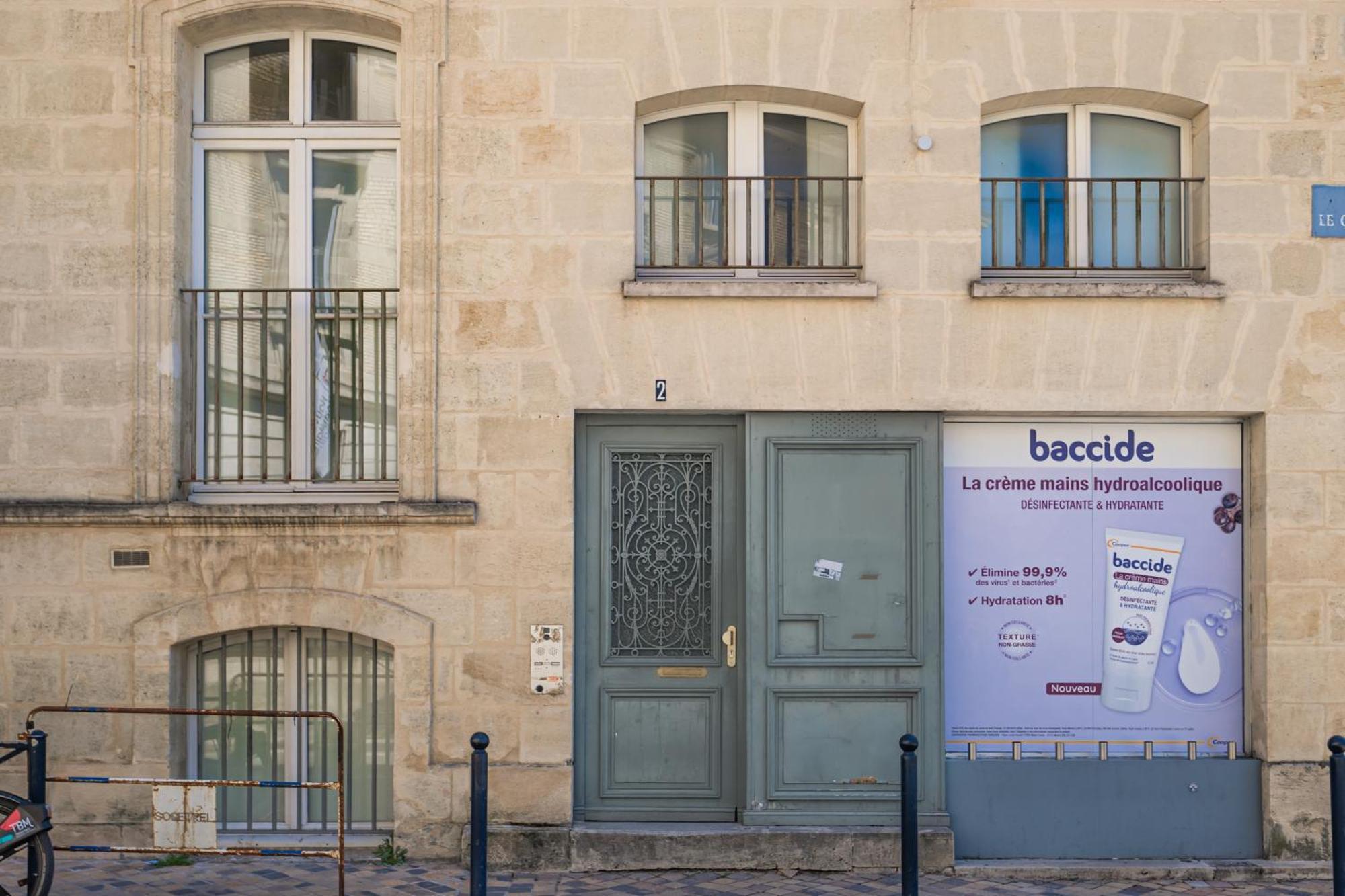 Appartement Aux Portes Du Jardin Public Bordeaux Exterior photo